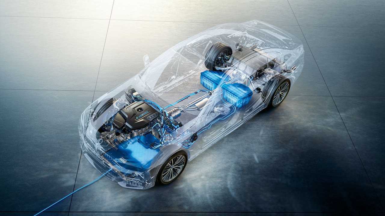 BMW 530e wireless charging