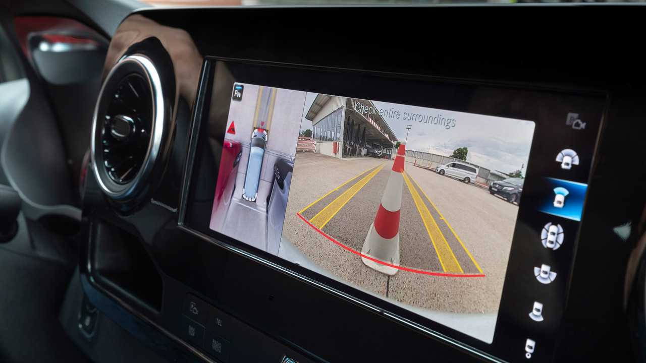 Mercedes-Benz Safety Van