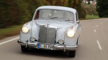 Zeitreise: Unterwegs im Mercedes 220 von 1955