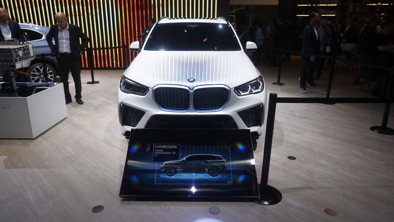 BMW X5 i-Hydrogen Next
