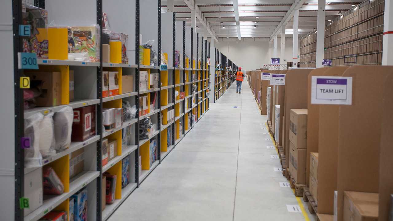 amazon Fulfillment Center Castel San Giovani Piacenza Interni