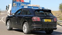 Makyajlı Bentley Bentayga yeni casus fotoğraflar