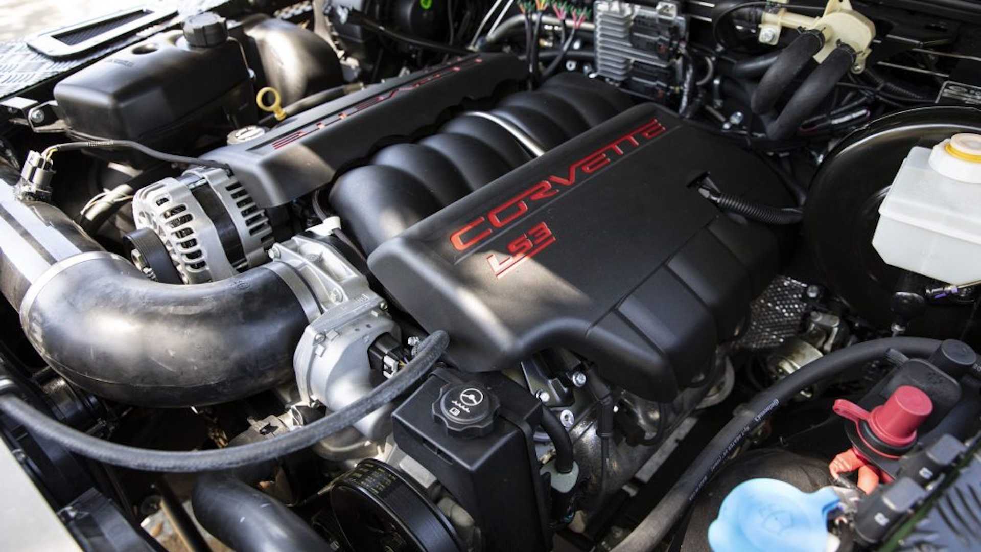 Custom LR Defender combines LS3 engine with wine and glass