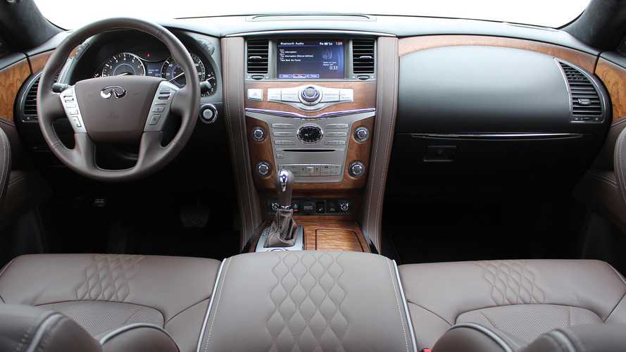 2017 Infiniti QX80: Review