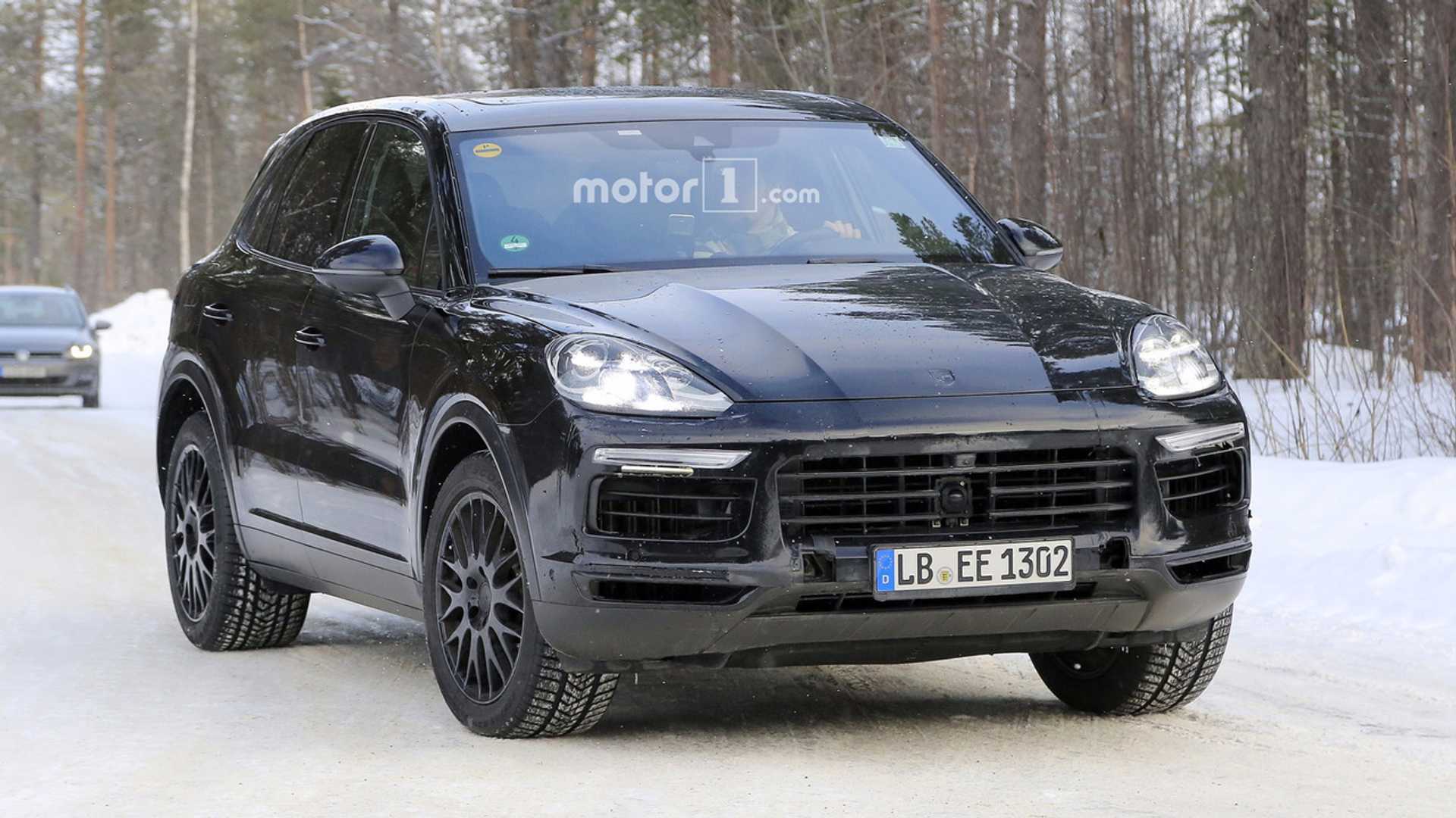 Porsche Confirms Bonkers Cayenne Turbo S E Hybrid With 671 Hp