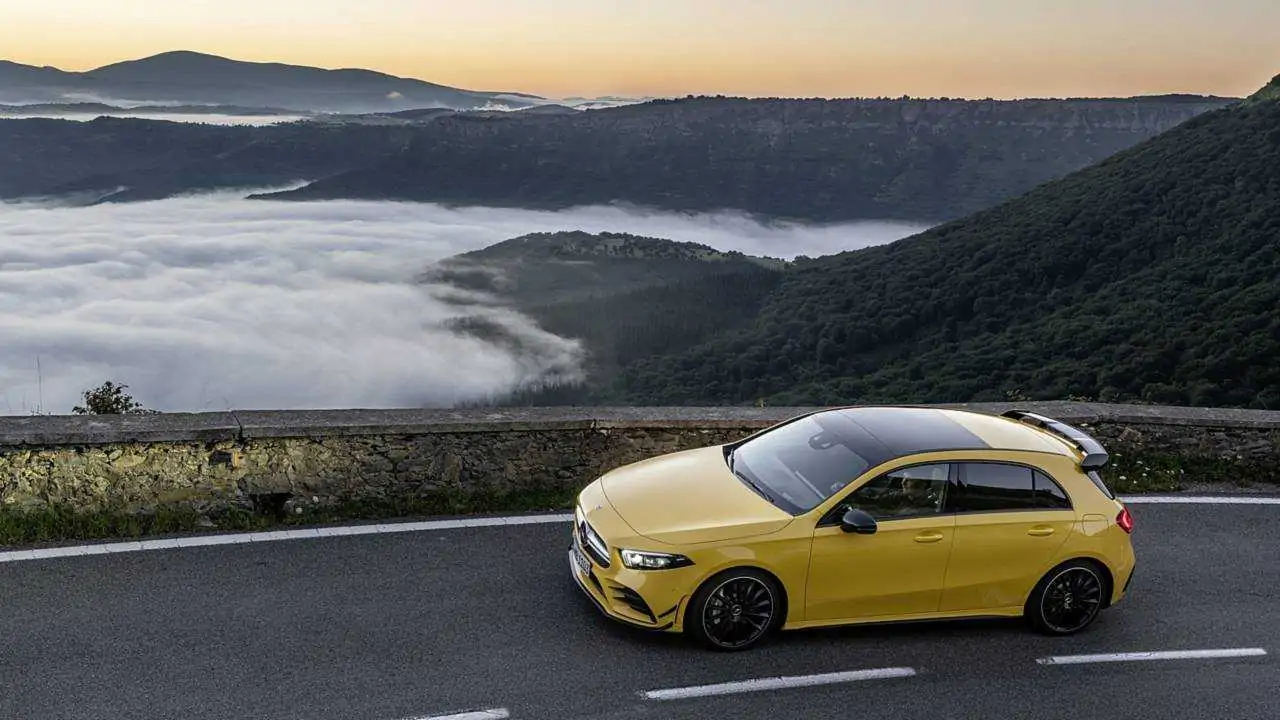 Mercedes Amg A35 4matic Poluchil 302 Silnyj Motor