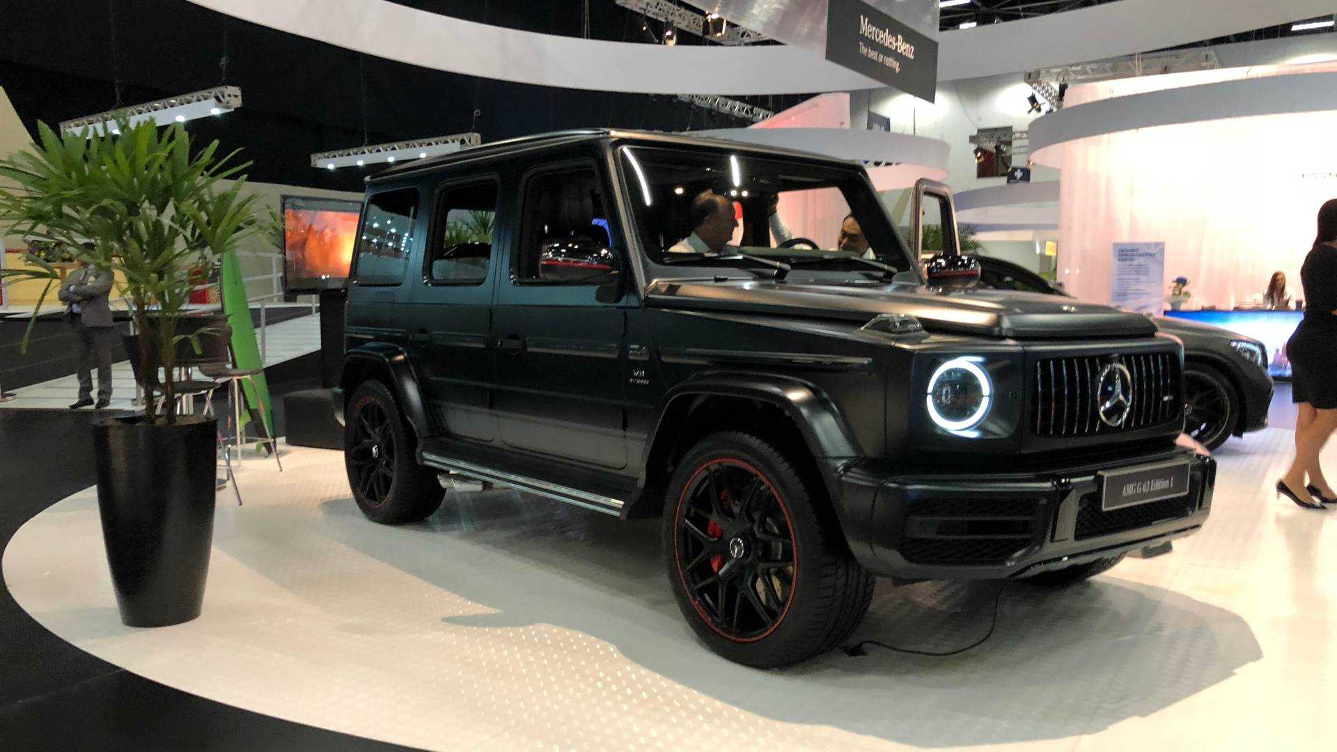 super-suv-mercedes-amg-g-63-de-r-1-milh-o-mostrado-pela-1-vez-no-brasil