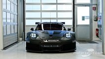 Porsche rolls out 911 RSR successor for 2017