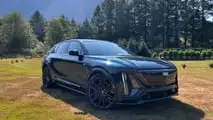 Primeira viagem do Cadillac Lyriq-V em 2026.