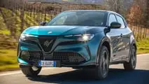 Alfa Romeo Junior (2025) Ibrida Q4 