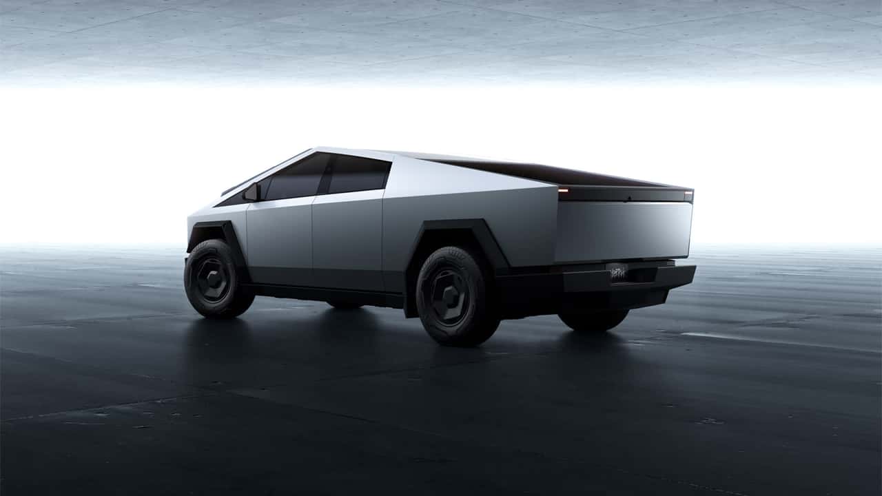 Tesla Cybertruck Long Range (2025)