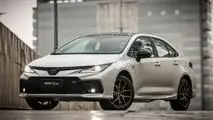 Avaliação Toyota Corolla GR-Sport 2025 (Brasil) - visão dianteira