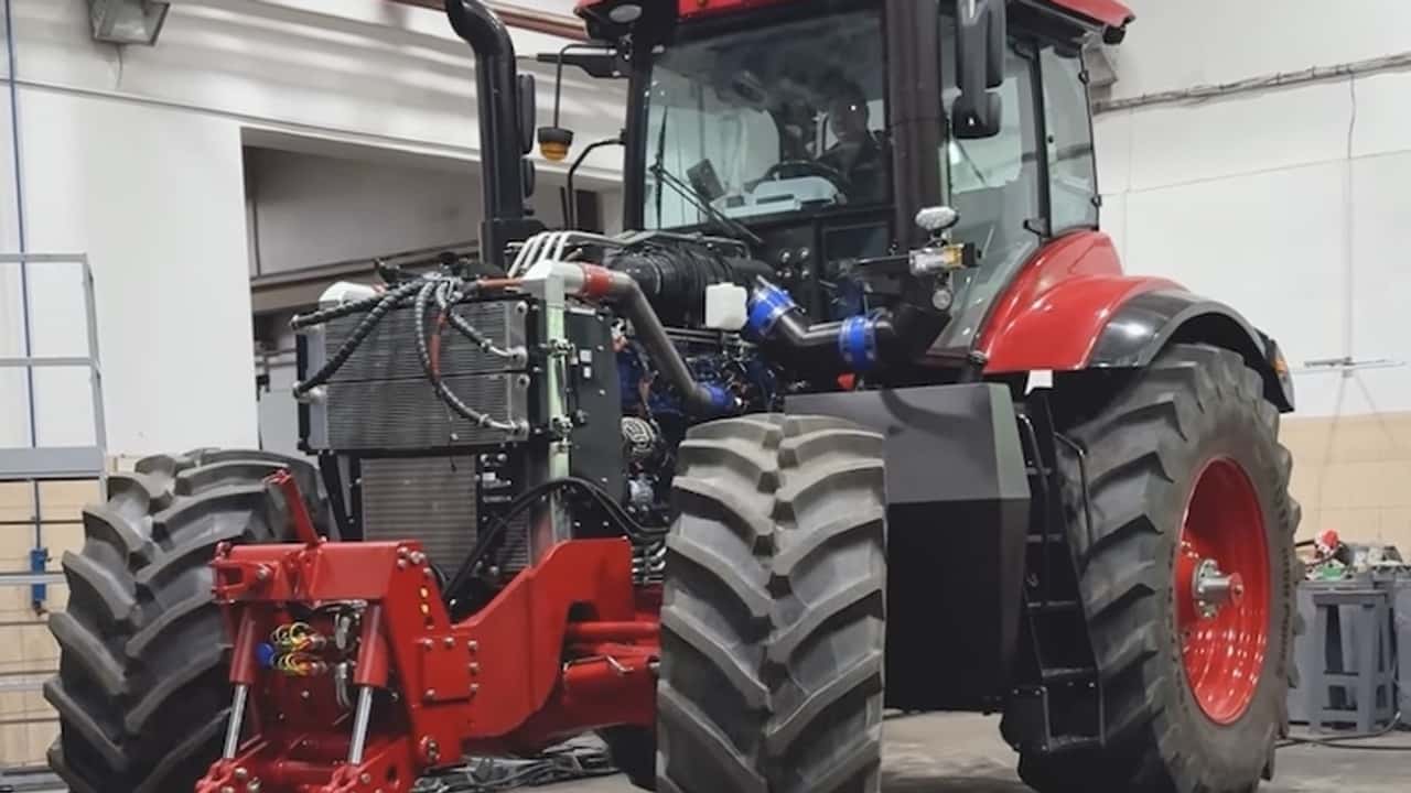 Belarus: in campo il nuovo trattore da 542 cavalli