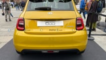 Fiat 500 Hybrid en el Salón del Automóvil de Turín 2025