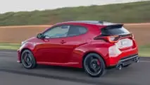 Toyota GR Yaris 2027 chega ao Brasil por R$ 354.990 