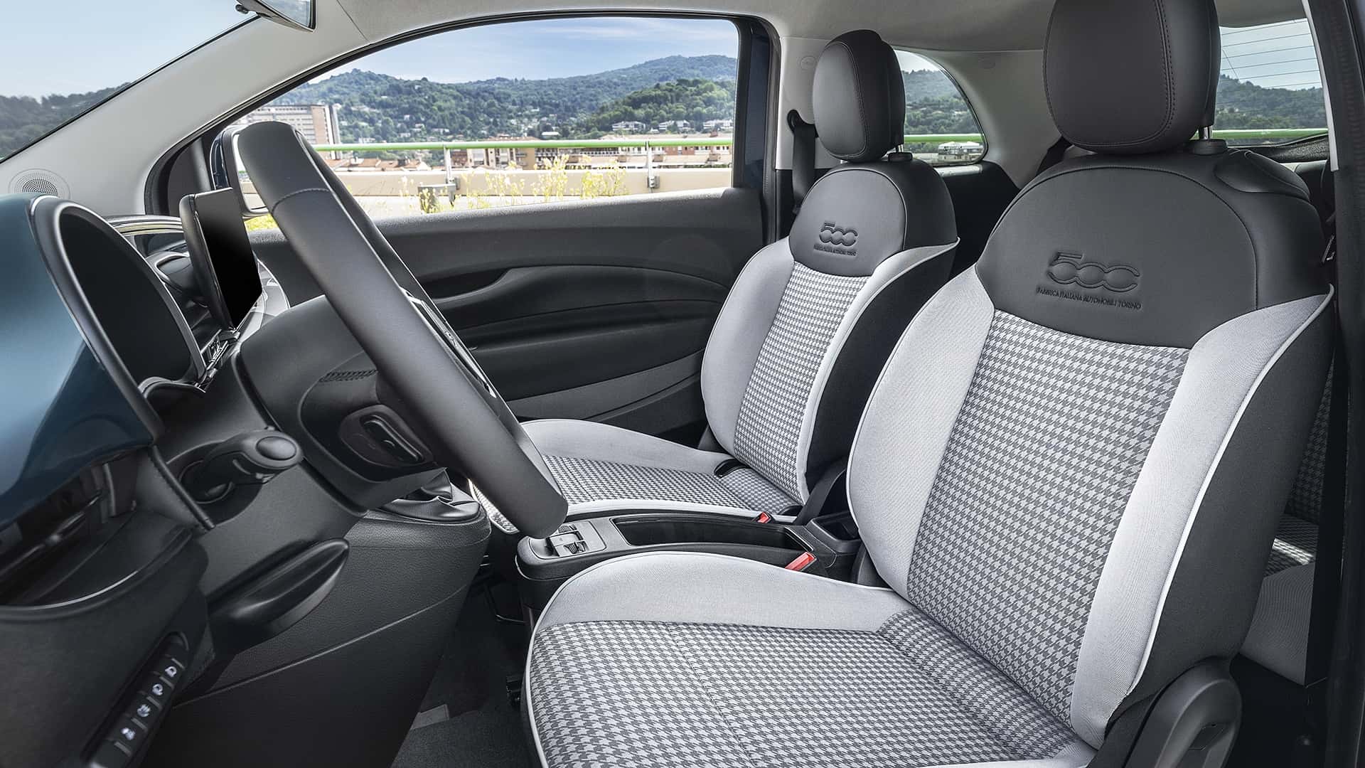 Imagen del art&iacute;culo: Fiat 500 Hybrid 2025: Precios, acabados y motor del ic&oacute;nico urbano con Etiqueta ECO