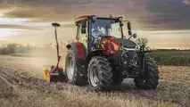 Case IH Farmall A, migliorano e si arricchiscno