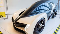 Opel LOVE 2025 exposición en Mobility City Zaragoza