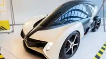 Opel LOVE 2025 exposición en Mobility City Zaragoza