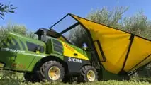 Foto - Sicma: ad Agrilevante le semoventi per la raccolta-olive