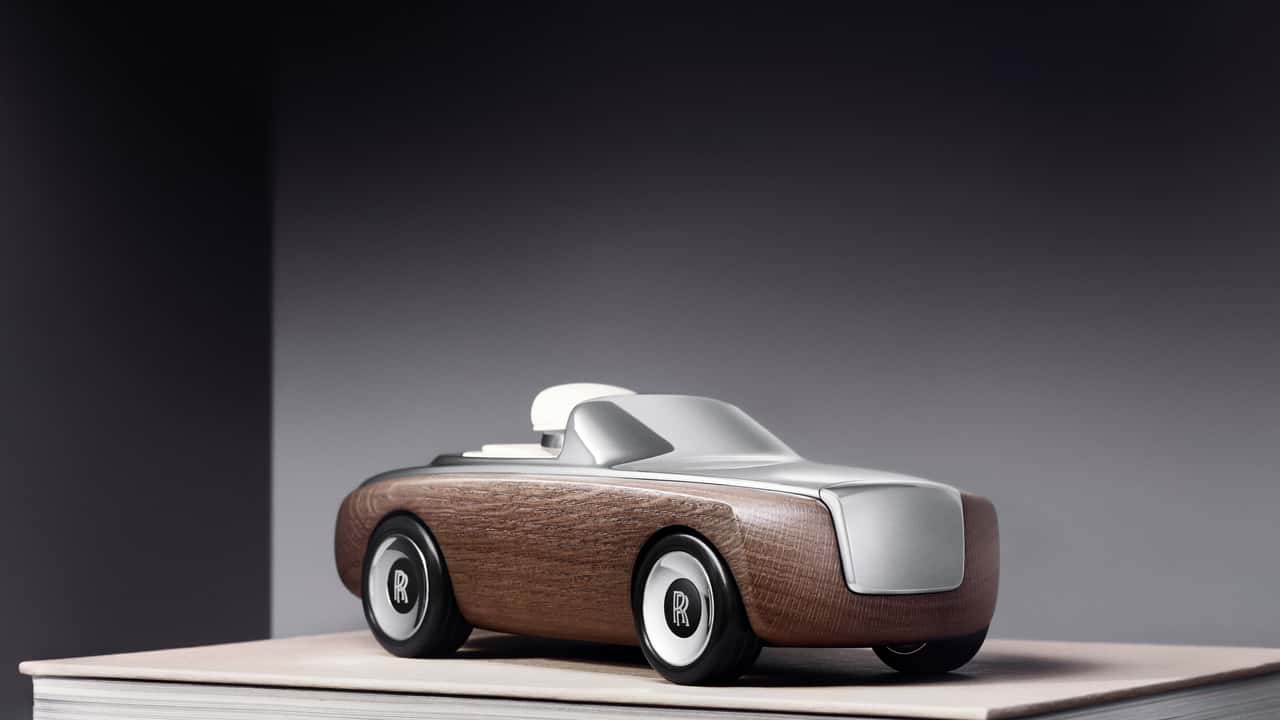 Miniature Rolls Royce Cameo