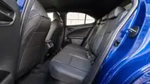 Lexus UX 300h (2024)
