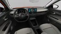 Fiat 600 Hybrid 136 CV, gli interni