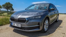 Skoda Octavia 1.5 mHEV Limousine (2024) in Graphite Grey