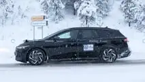 Photo d'espionnage de la Volkswagen ID.7 Tourer 2024
