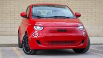 2024 Fiat 500e Front 1