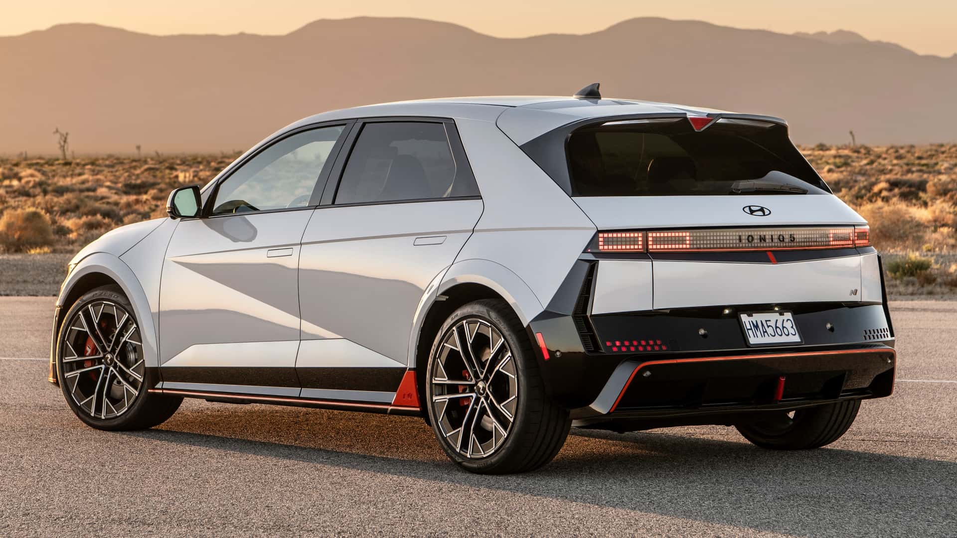 https://cdn.motor1.com/images/mgl/1ZQgXX/s1/2025-hyundai-ioniq-5-n-rear-3-4.jpg