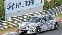Hyundai Ioniq 5 N, le foto spia al Nurburgring