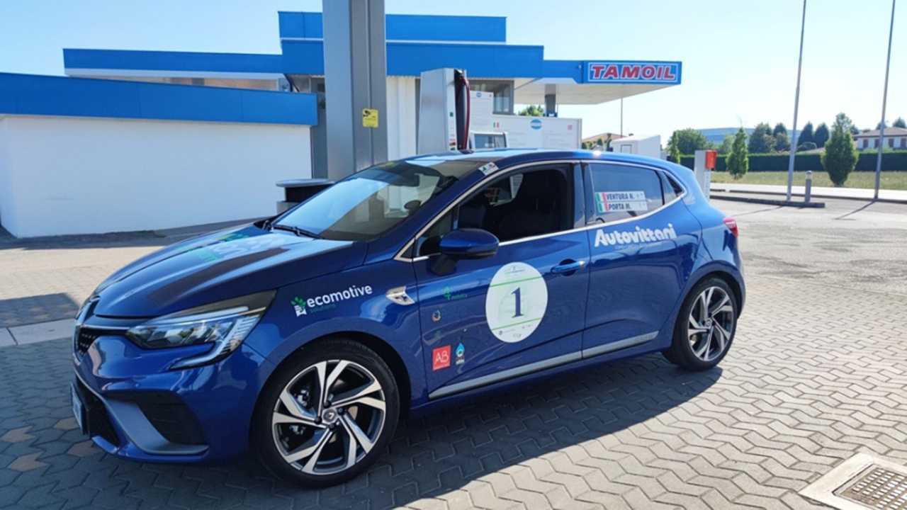 Renault Clio E-Tech Hybrid a biometano