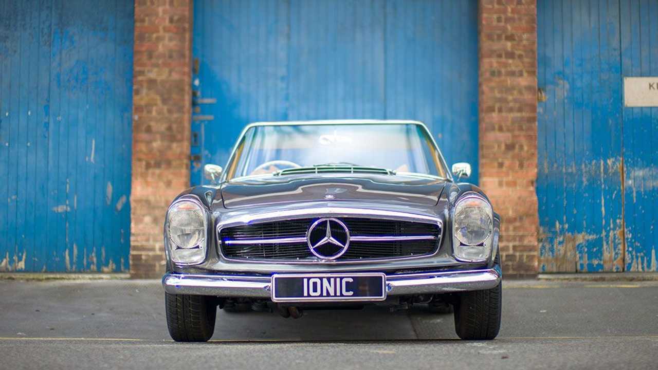 Электрический Mercedes-Benz SL W113 «Pagoda»