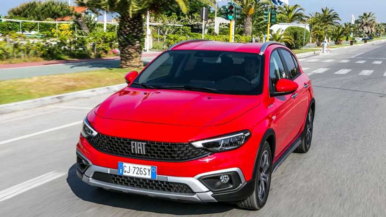 OFerta Fiat Tipo Hybrid 2024