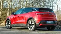 Renault Megane E-Tech elettrica (2023), la prova