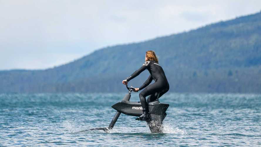В Новой Зеландии представили электрический водный велосипед