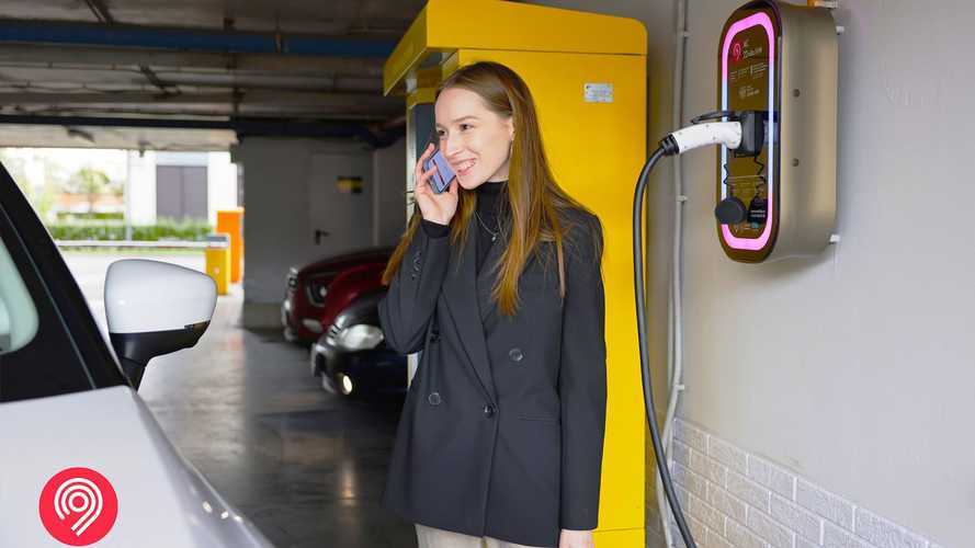 В Москве зарядки для электромобилей начали устанавливать в ЖК