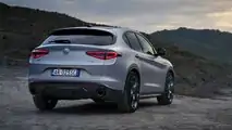 Alfa Romeo Stelvio (2023)