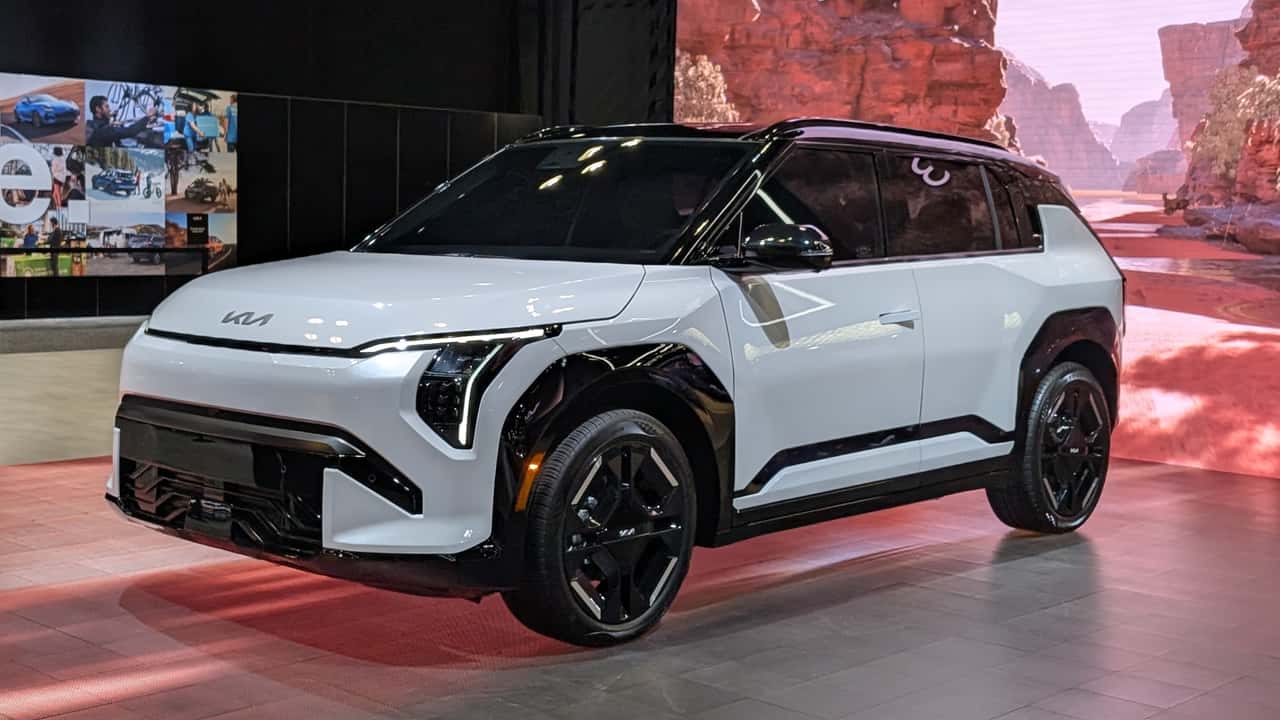 Kia targets Canada’s budget EV market with sub-$40,000 EV3 to counter Chinese competition