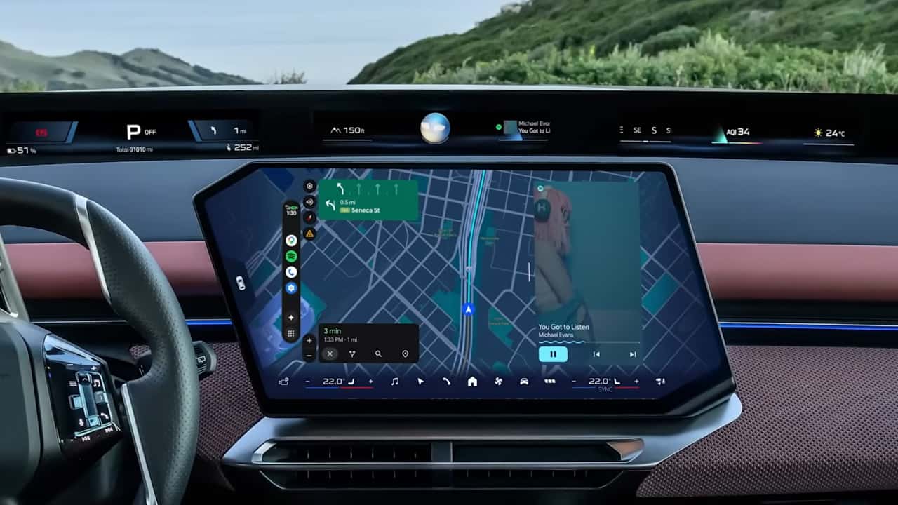 Android Auto on the BMW iX3