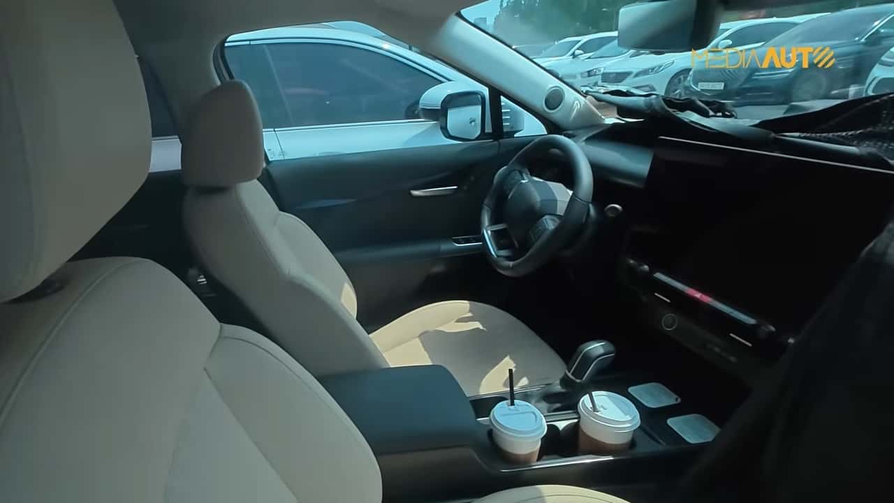 Hyundai Tucson interior screenshot from spy video