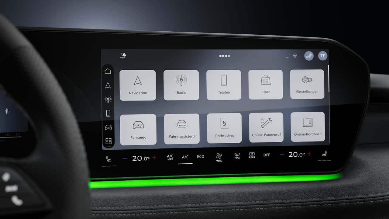 Audi A2 e-tron: la foto spia degli interni