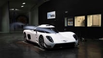 Galleria del vento Peregryn GT-R/Ultima RS
