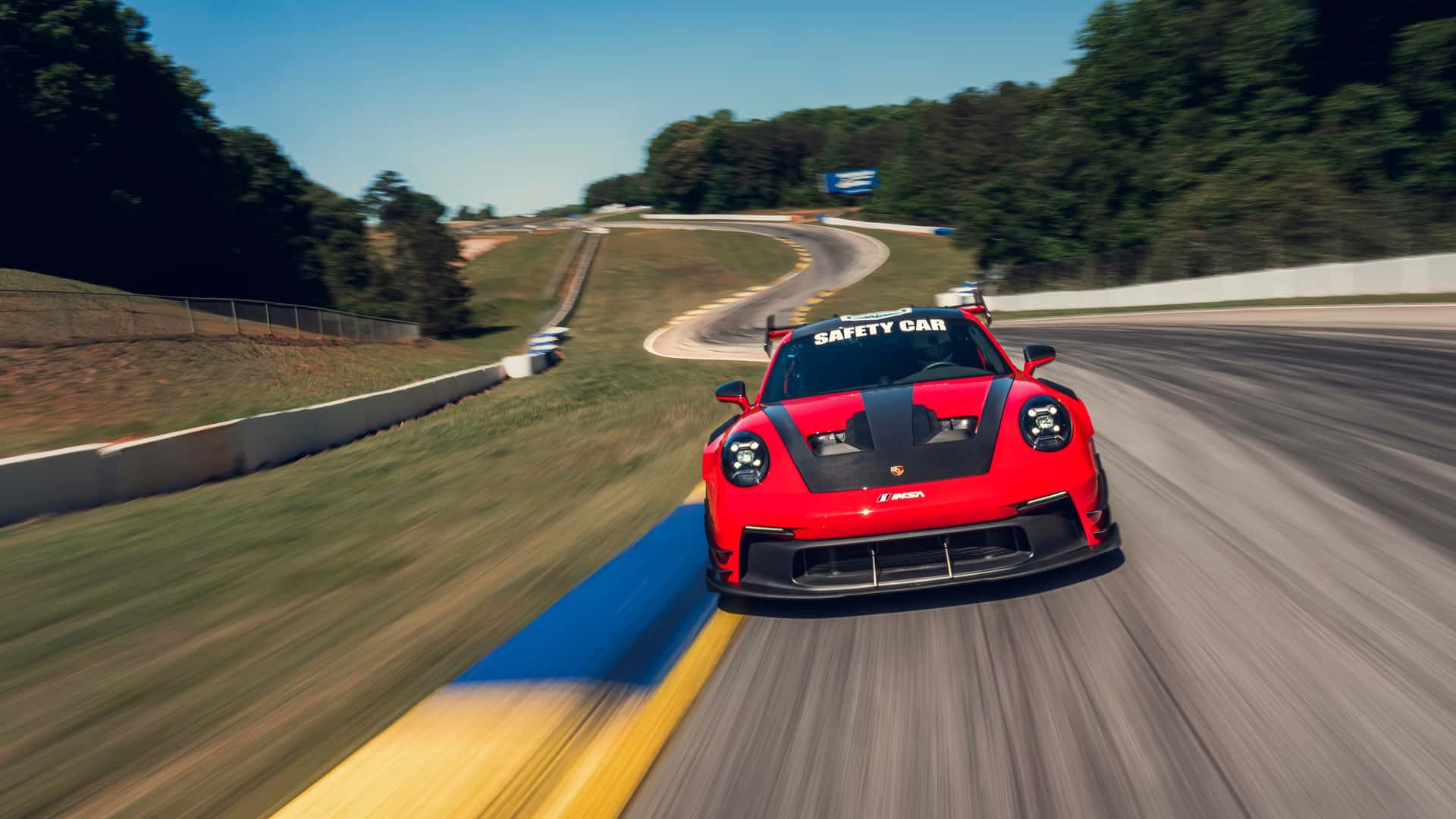 Porsche, elektrikli 911 fikrini rafa kaldırdı!