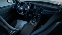 Alfa Romeo Giulia Quadrifoglio Luna Rossa