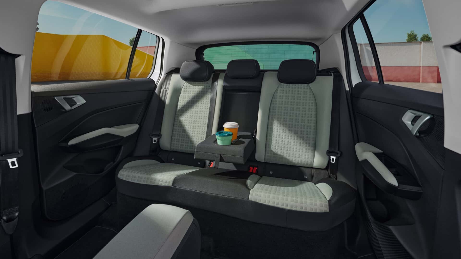 https://cdn.motor1.com/images/mgl/1ZwWjX/s1/2026-skoda-epiq.jpg