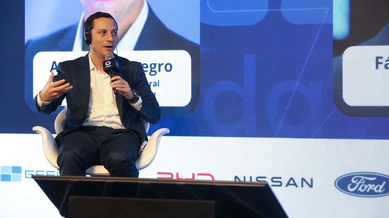 Renault e Geely apostam em parceria global para acelerar expansão no Brasil