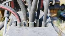 Prevenire i danni da roditori a cablaggi e tubazioni dei mezzi agricoli con barriere fisiche, guaine protettive e sigillatura dei capannoni