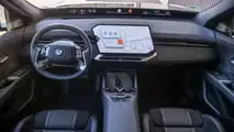 BMW iX3 50 xDrive (2026) in prova